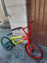 Vand bicicleta bmx drift