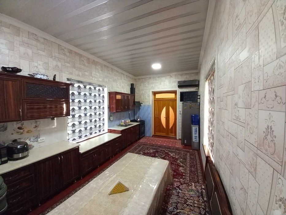 Buxoro shahri, Aeroport yo'lida  6.2 sotixli hovli uy sotiladi.