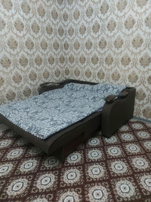 5-мкр.да жойлашган 2 хонали квартира ижарага берилади ОИЛАГА