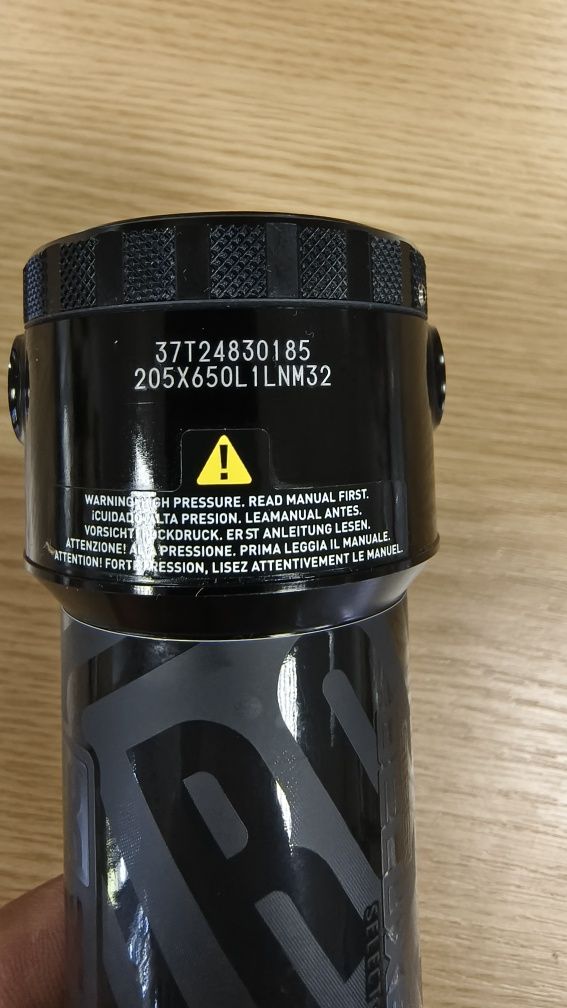Заден амортисьор/Шок Rock Shox Super Deluxe Select+ 205x65mm Trunnion