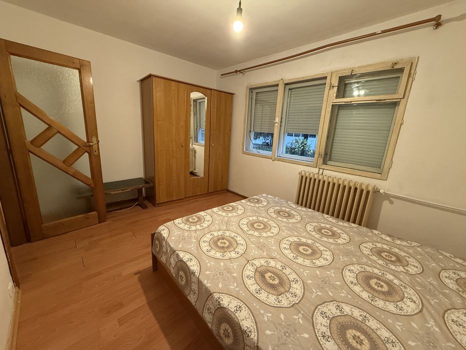 Apartament doua camere semidecomandat Rovine parter