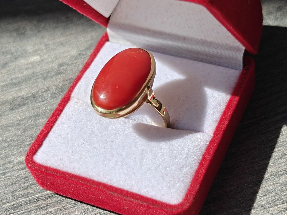 Inel aur 18k coral natural