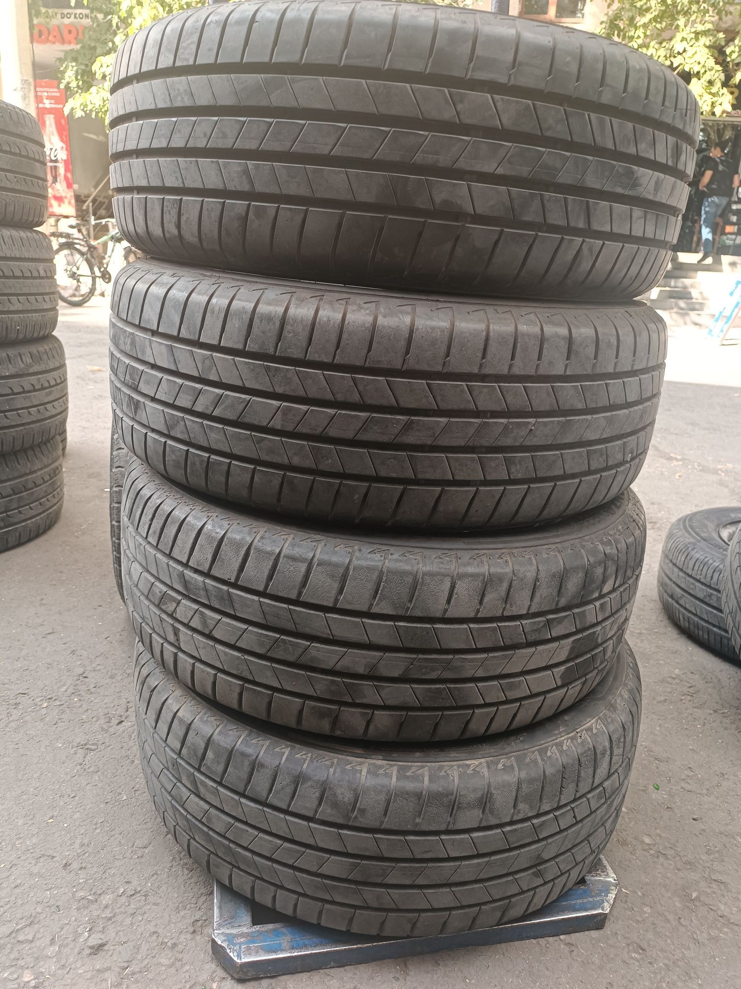 Bridgestone balon 215/55/17 koblt lada bowqa mowinalaga tuwadi