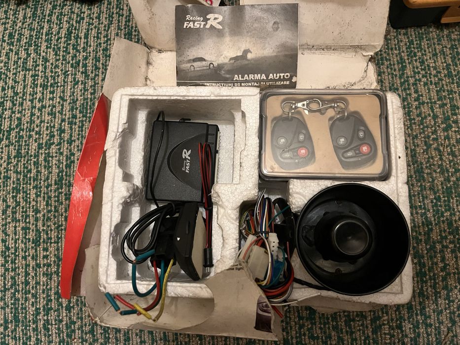 Alarmă auto de colecție, pretabilă auto de epocă