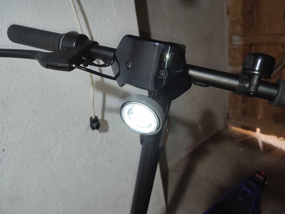 Електрическа тротинетка NIU KQI3