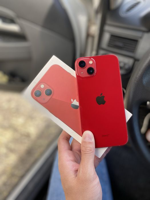 Телефон Айфон Apple 13 256 Gb все в оригинале