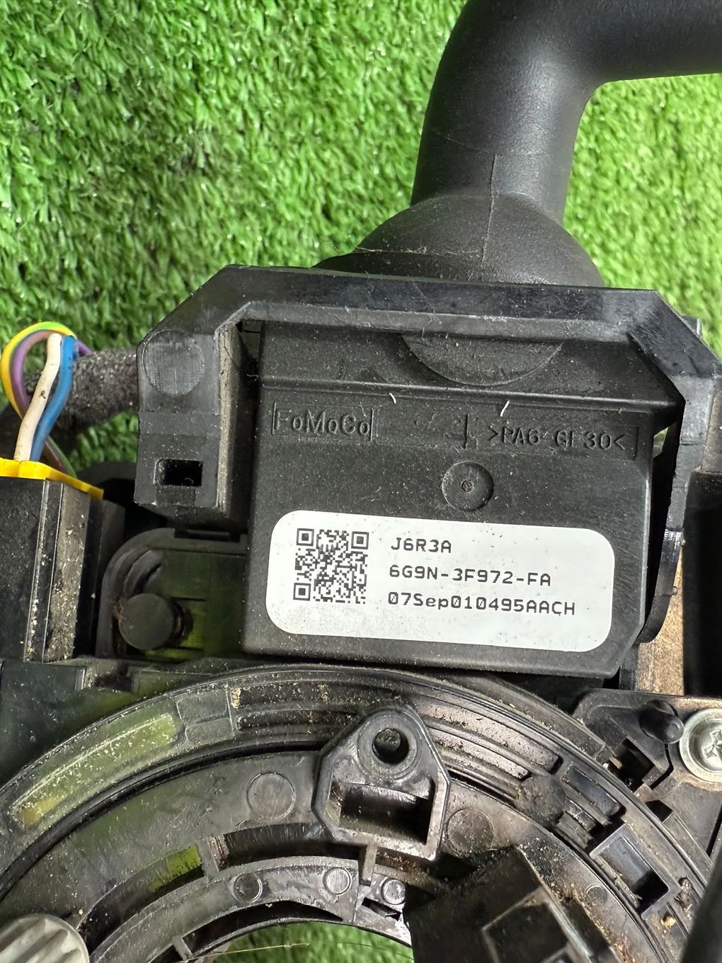 ANSAMBLU MANETE COMENZI VOLAN + SPIRĂ LAND ROVER FREELANDER 2 2.2 DIESEL 2008 COD OEM 6G9N13N064ZG 6G9N-13N064-ZG 9G9N3F973HA 9G9N-3F973-HA 6G9N-3F975-BC 6G9N-3F972-FA 2007-2011