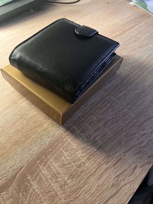 Мъжки портфейл естествена кожа