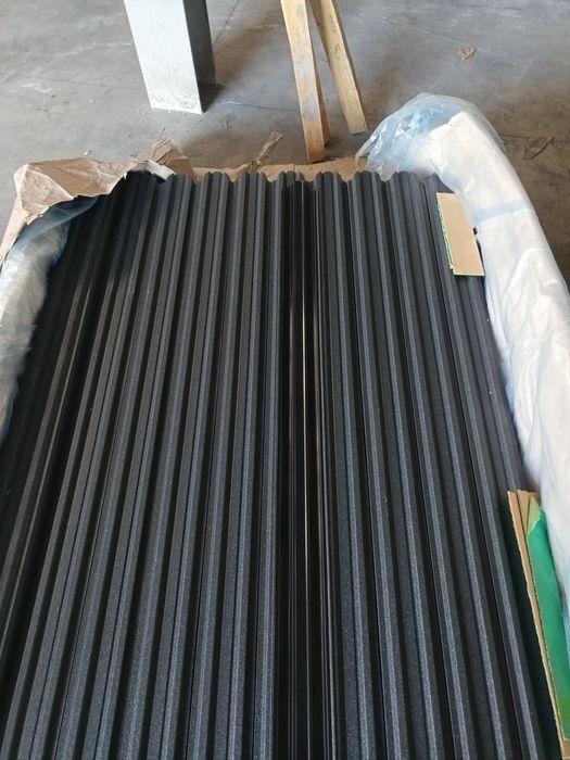 Vând șipcă metalică