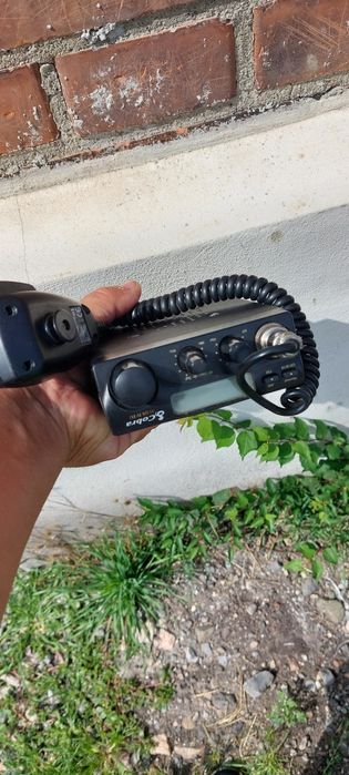 100 lei Statie radio auto cb