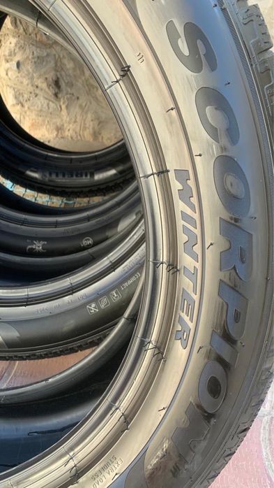 Продаются зимние шины Pirelli 275/50/21 дата 18 неделя 21 года