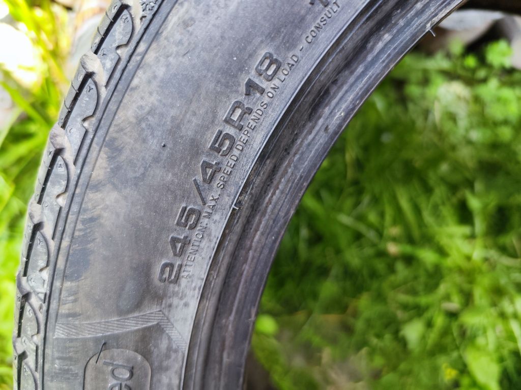 245/45/18 Runflat Goodyear Ultragrip 8
