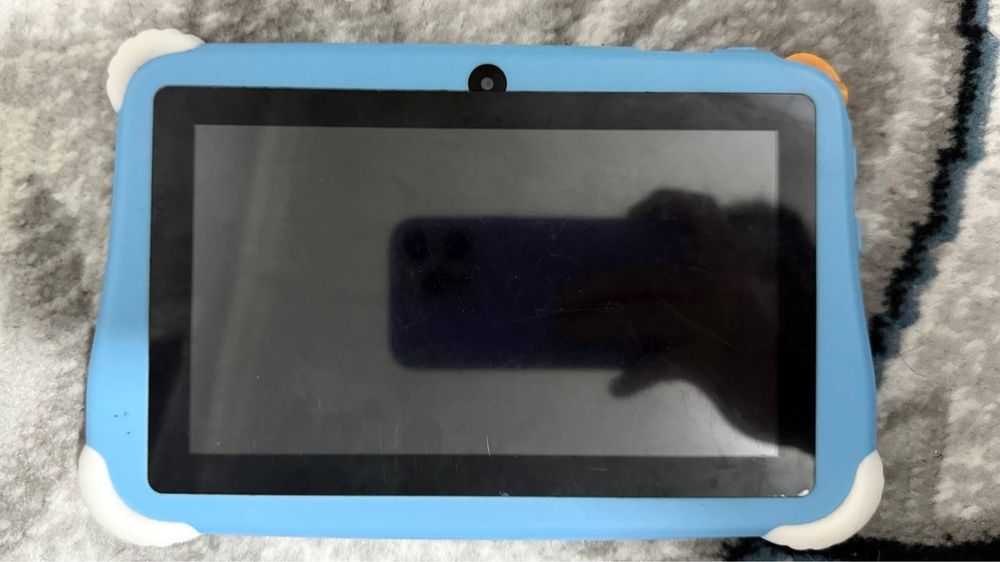 продается планшед детский не работает нужно почнить