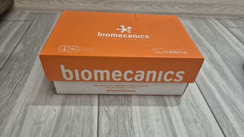 Vand adidasi biomecanics marimea 24