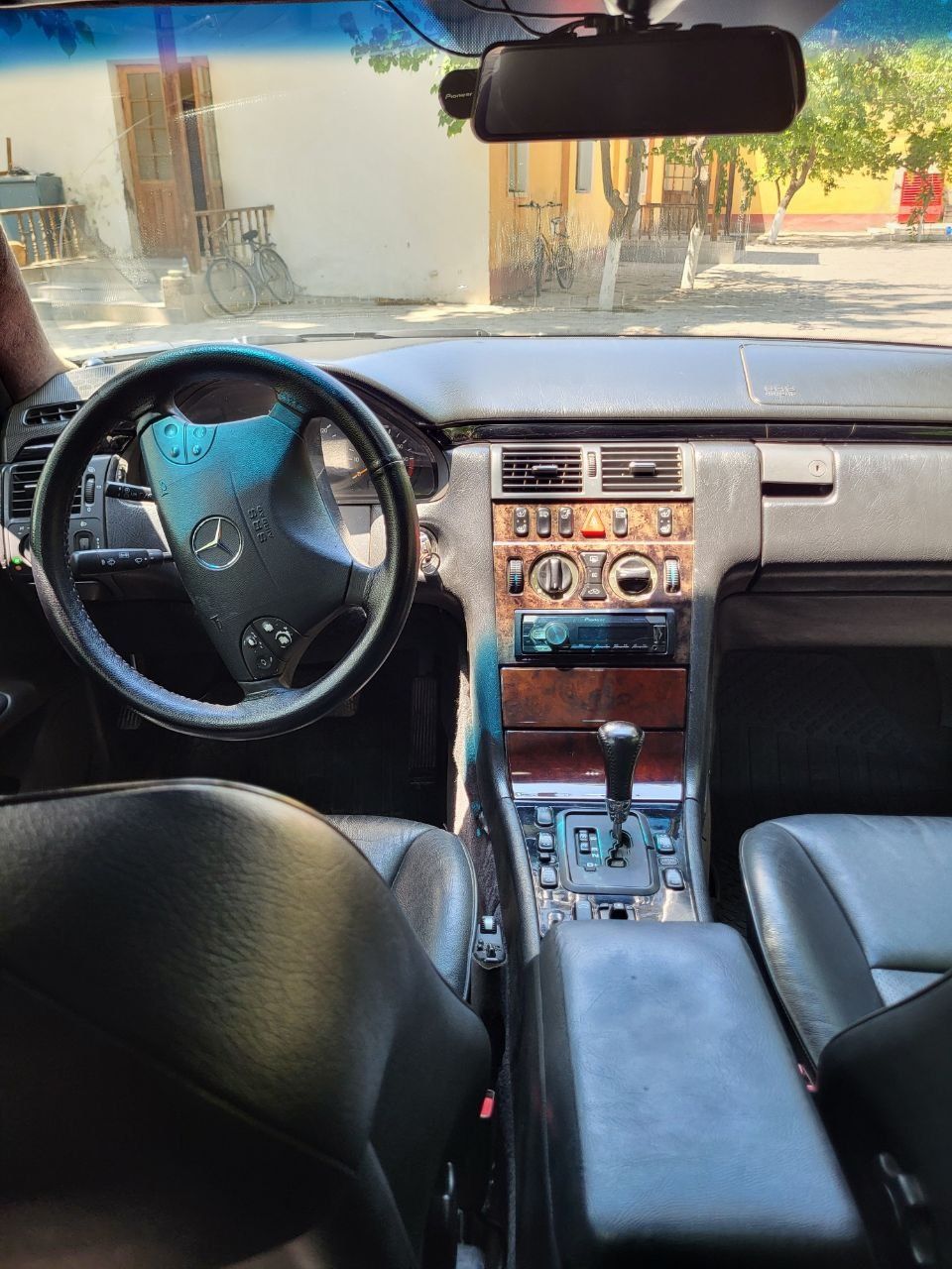 mercedes benz w210 2.0 evo хужатларида хеч кандай муаммо йук.