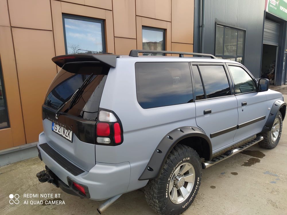 Mitsubishi pajero sport 2006