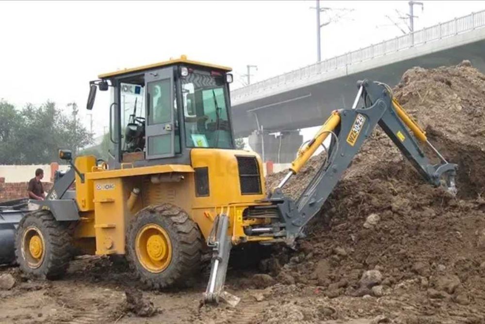 Экскаватор погрузчик Китай