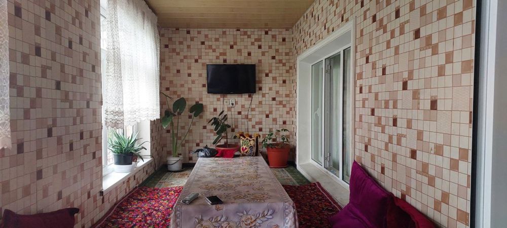 Продается квартира возле базара Рисовый