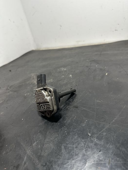 Senzor nivel baie ulei Audi A3 2.0 TDI BKD 1.9 TDI 06E907660