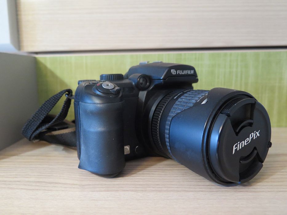 Фотоаппарат Fujifilm FinePix S9000