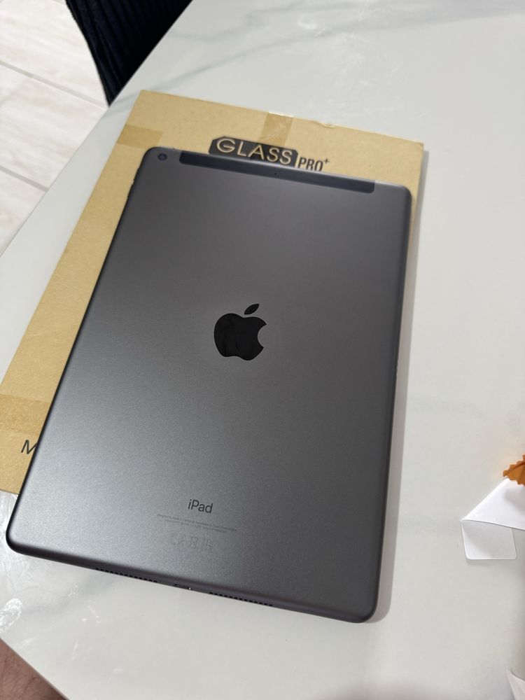 Ipad 9 wifi + cellular 64 g