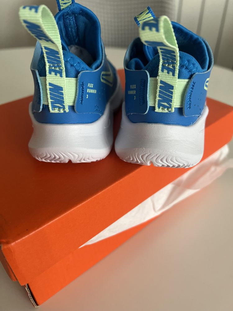 Чисто нови детски маратонки Nike flex runner, размер 22 и 23.5