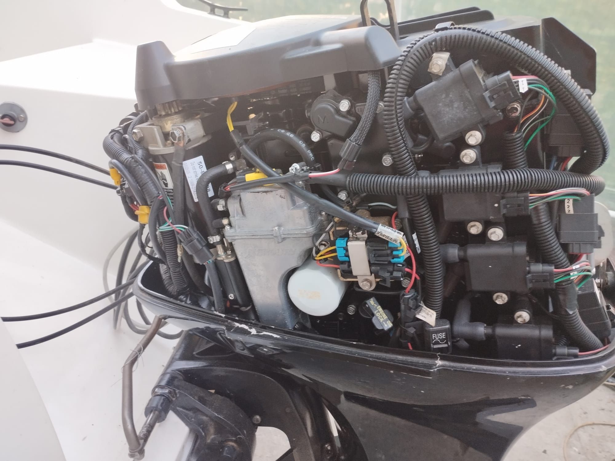 Barca cu motor si peridoc Jeanneau Esteo