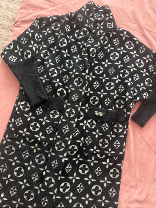 Дамско кашмирено палто ново