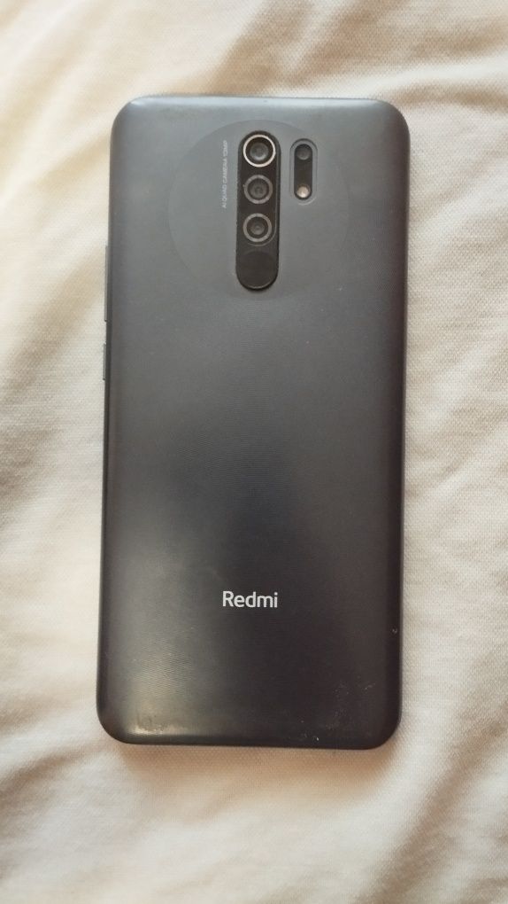 Redmi  9 4/128gb kar dak bor rangi qora