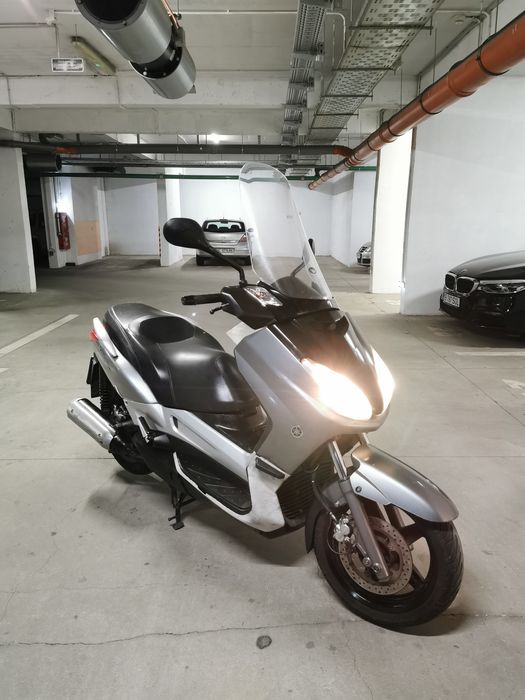 Yamaha xmax 250cc