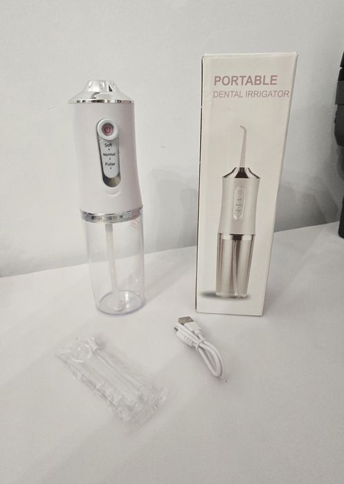 Irigator oral portabil - curățare profesională a dinților și gingiilor