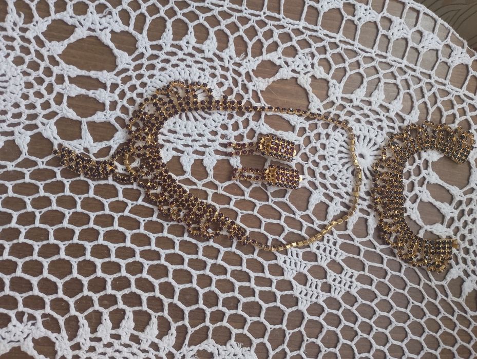 Комплект бижута ..