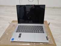 Laptop Lenovo nou cu licenta