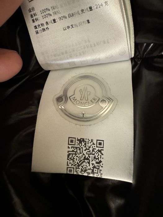 Geaca Moncler Montcla, marimea 5