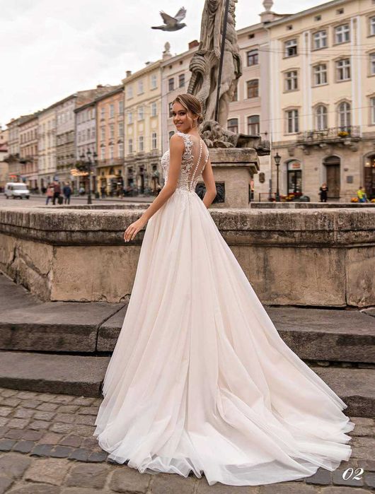 Vand rochie de mireasă