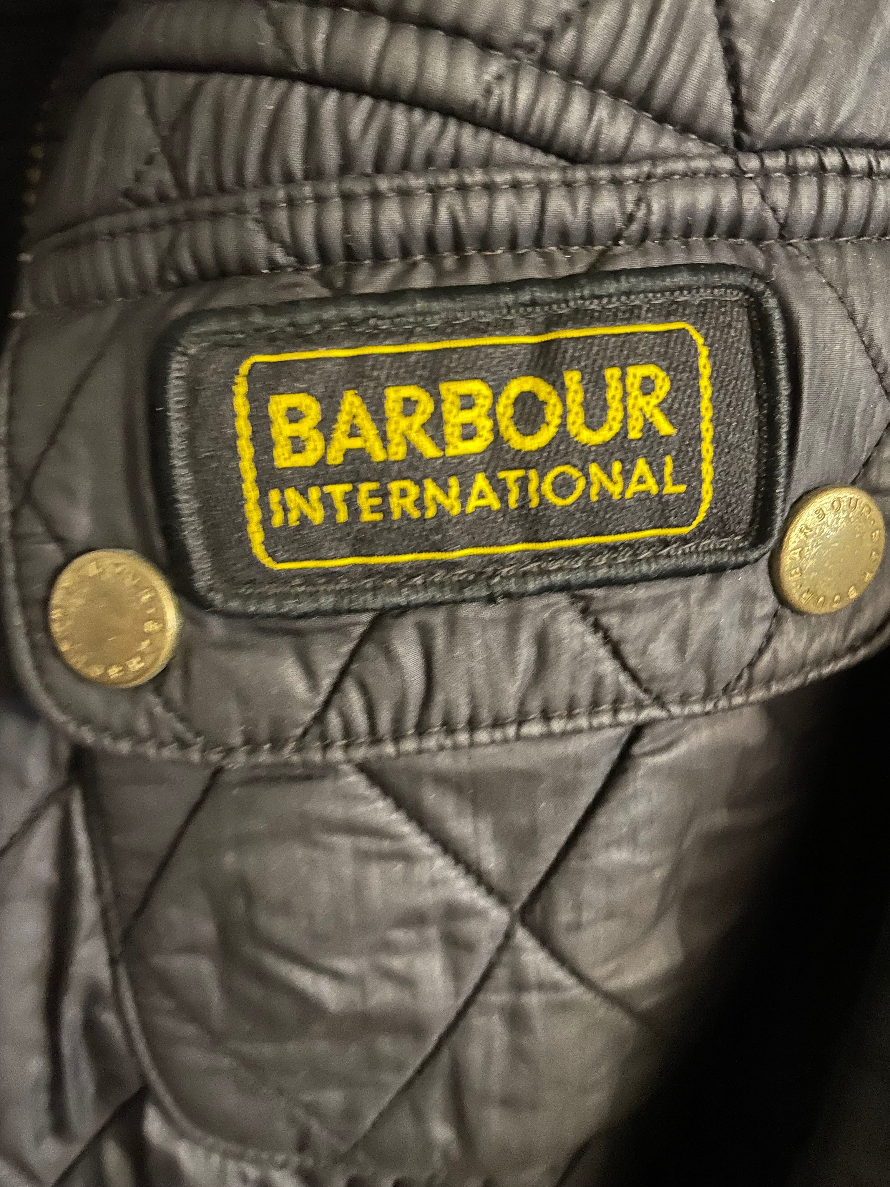 Дамско преходно яке Barbour