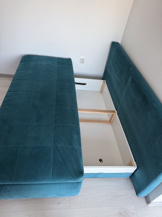 Canapea Turcoaz de vanzare