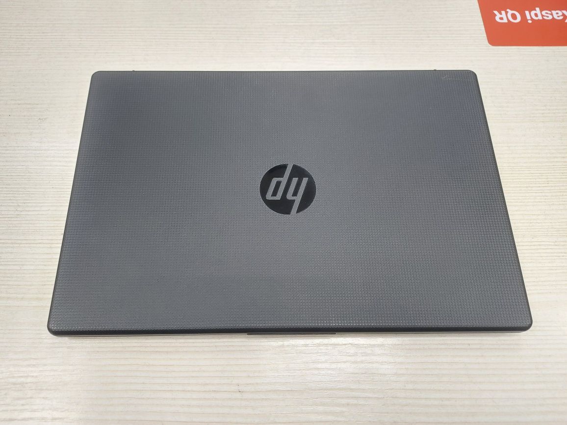 Ультрабук HP 2023 г.в (Core i3 N305, 8 ядер, Full HD, 512 Gb SSD)