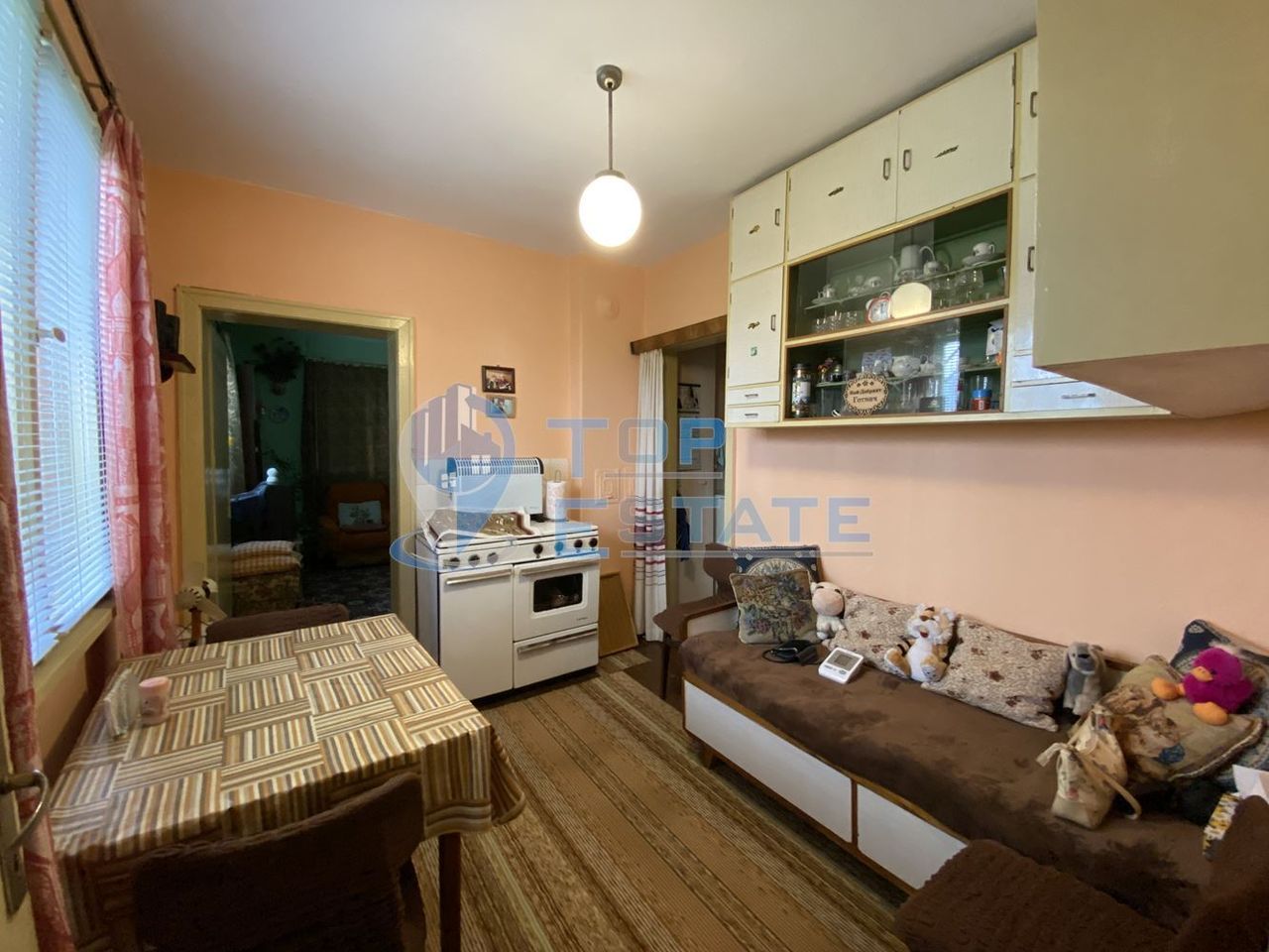 Продава се Къща в Горна Оряховица - 102 кв.м за 875 €/кв.м - Снимка #1