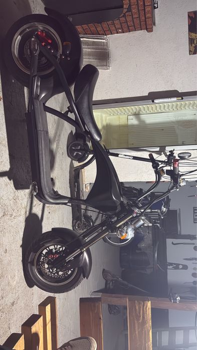 Scuter electric eahora mp1 harley davidson