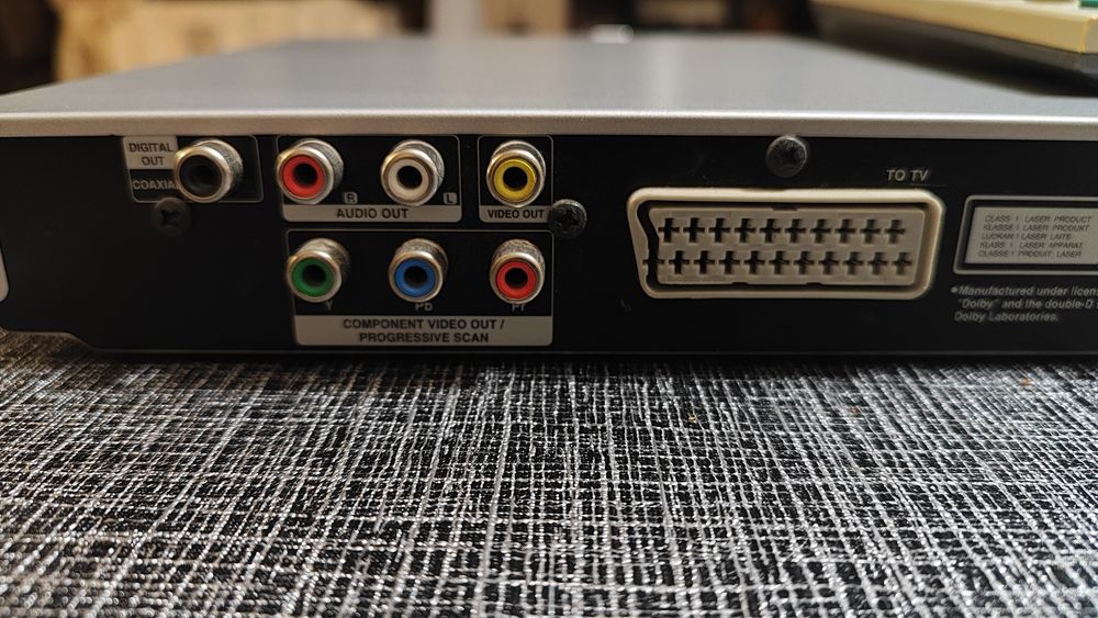 DVD Player LG DVX9700 с оригинално дистанционно