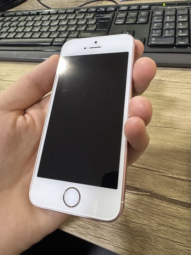Iphone 5se 2016 16GB L/LA