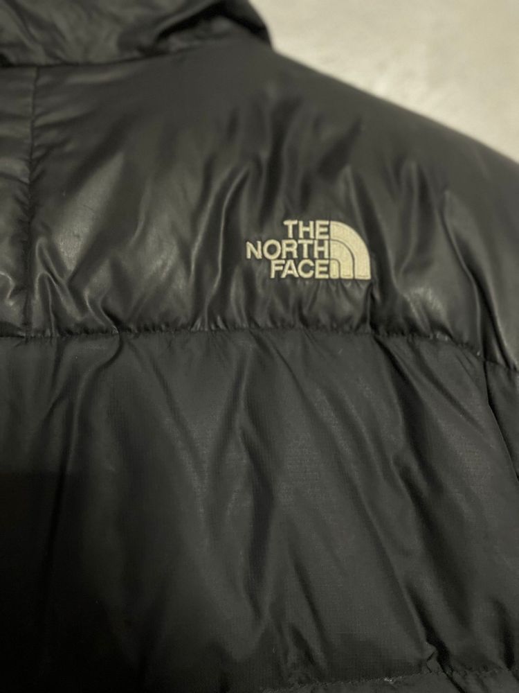 The North Face Nuptse 700 Man