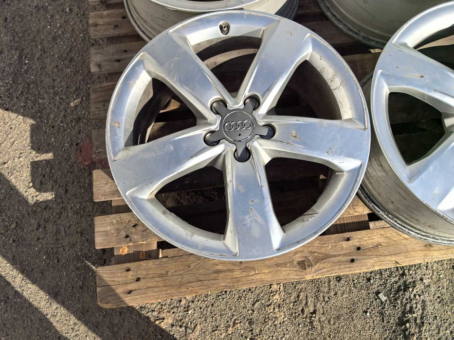 18 цола 5 х 112 мм Ауди А6 от 2011 до 2018 г - 7,5 Инча / ЕТ 37