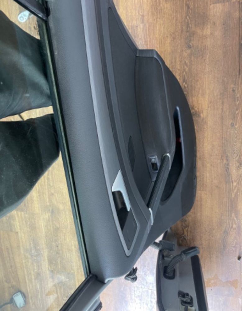 Portiera Usa spate stânga VW Golf 7 completa 2014-2021 Golf VII