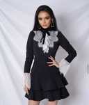 Rochie neagra cu jabou si mansete din dantela