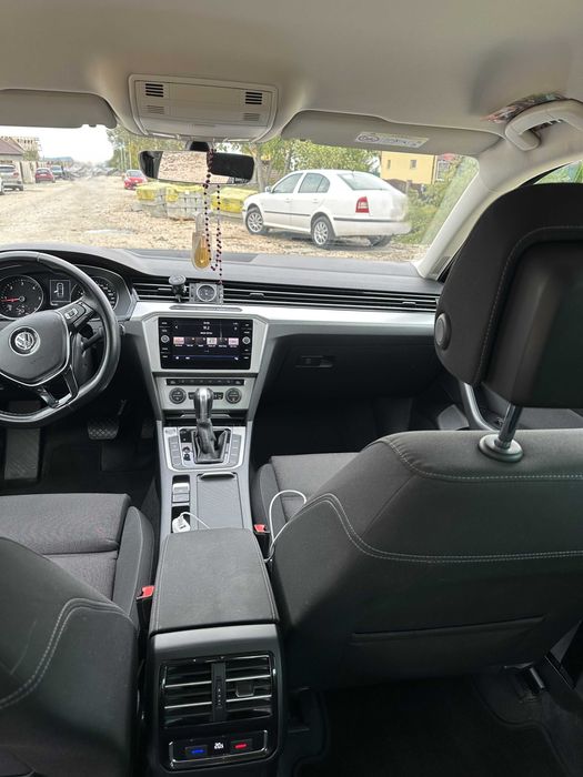 Volkswagen Passat 2.0 TDI DSG 150cp DSG 196.000 km