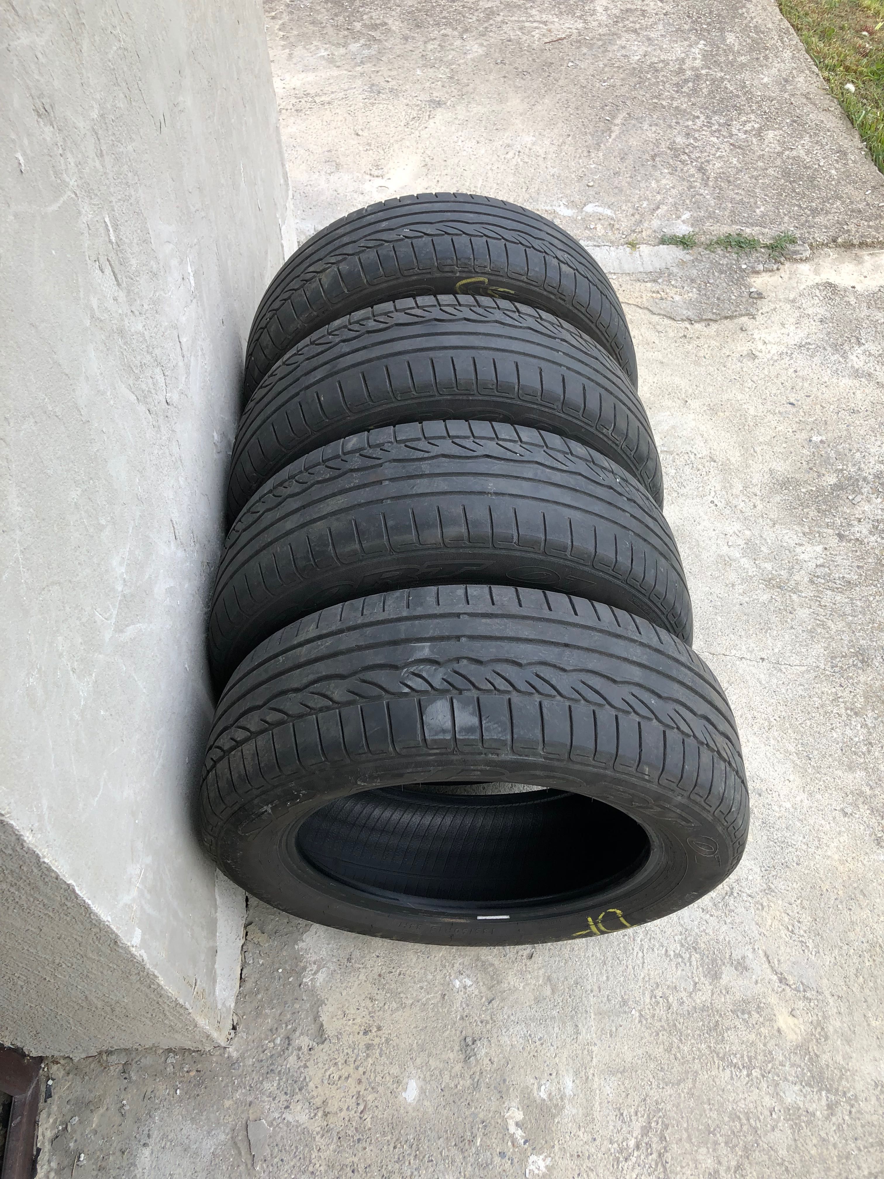 Anvelope vara Dunlop 185/60 R15 si Bridgestone Potenza 215/45 R17