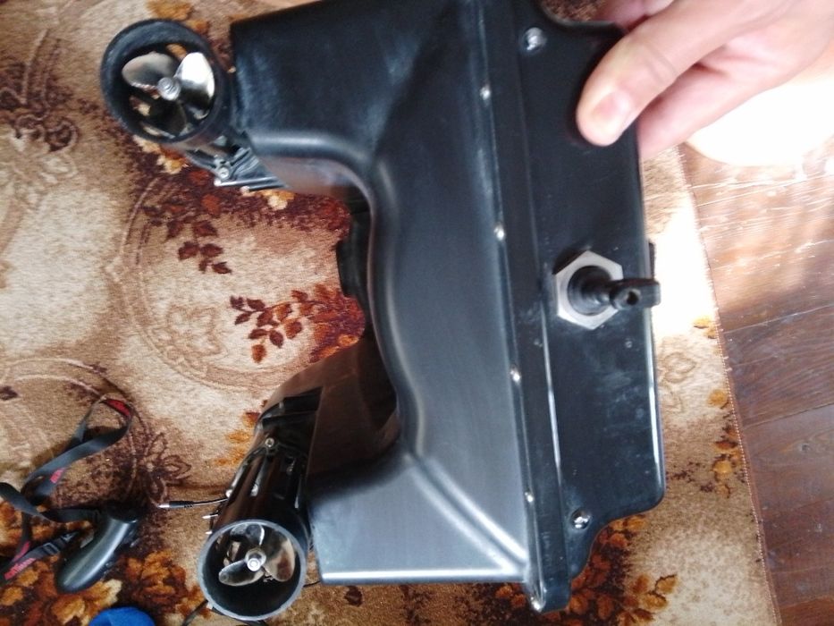 Лодка за захранване