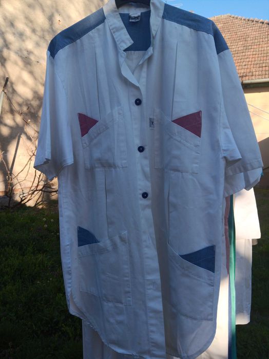 Vand halate albe si colorate